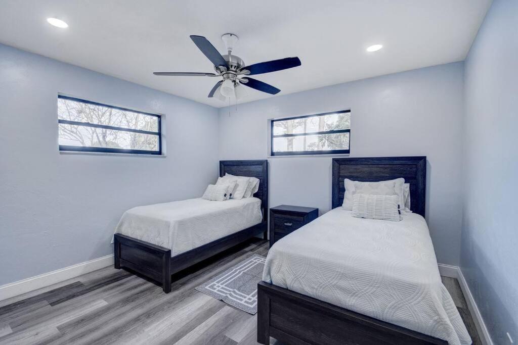 Ananda Farmhouse And Retreat. Lake Worth Beach Exterior foto