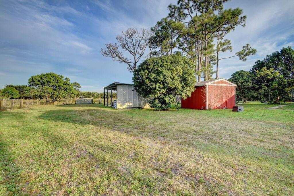Ananda Farmhouse And Retreat. Lake Worth Beach Exterior foto